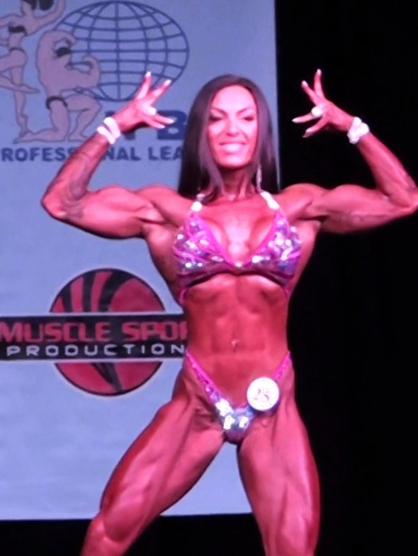 Doina Gorun ottiene la sua prima vittoria come pro al San Jose Pro Women's Physique