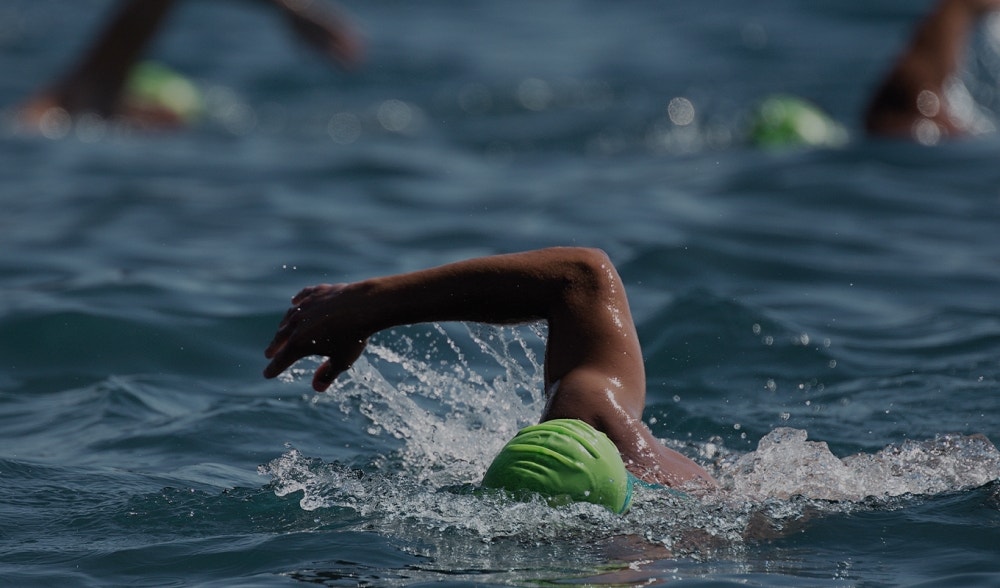 Il nuoto in acque libere tra allenamento, alimentazione e integrazione